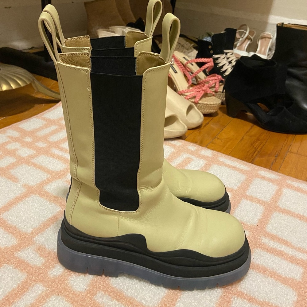 Bottega Veneta tire boots